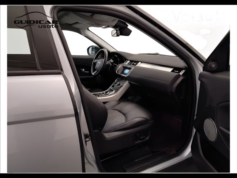 GuidiCar - LAND ROVER Range Rover Evoque 2019 Evoque 2.0 td4 SE 150cv 5p auto my19 Usato
